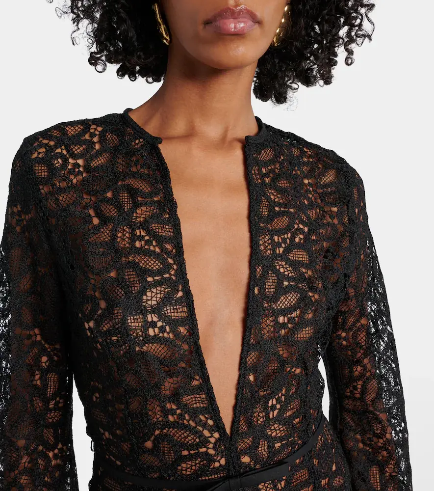 Giambattista Valli Lace gown | Thumbnail 4