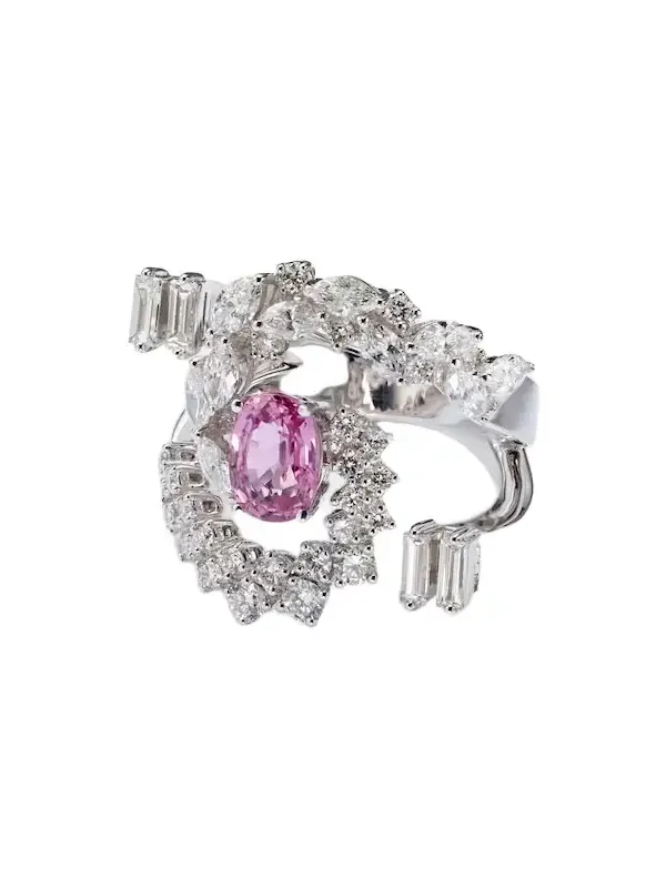 Reign Supreme 18kt white gold ring with diamonds and sapphire
