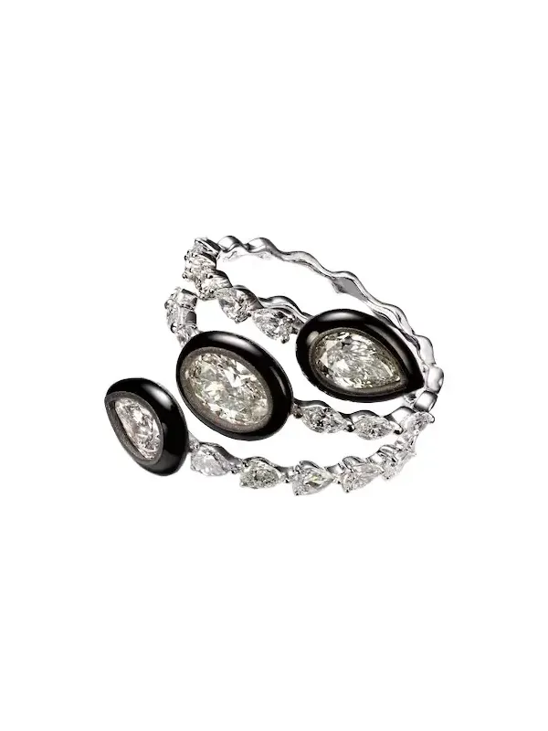 Saturn 18kt white gold ring with diamonds