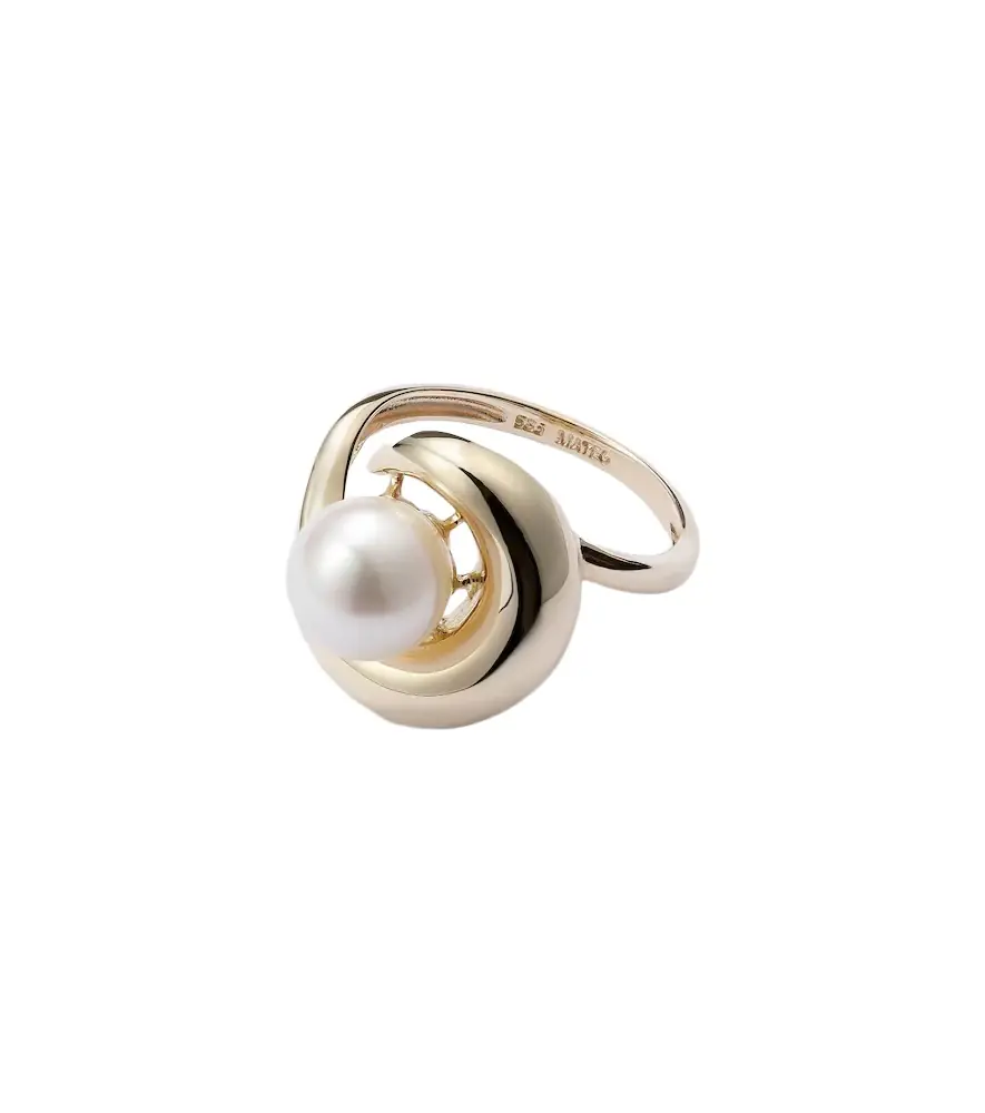 Mateo Pearl Curl 14kt gold ring with freshwater pearl | Image 1 Mateo Pearl Curl 14kt gold ring with freshwater pearl | Image 1