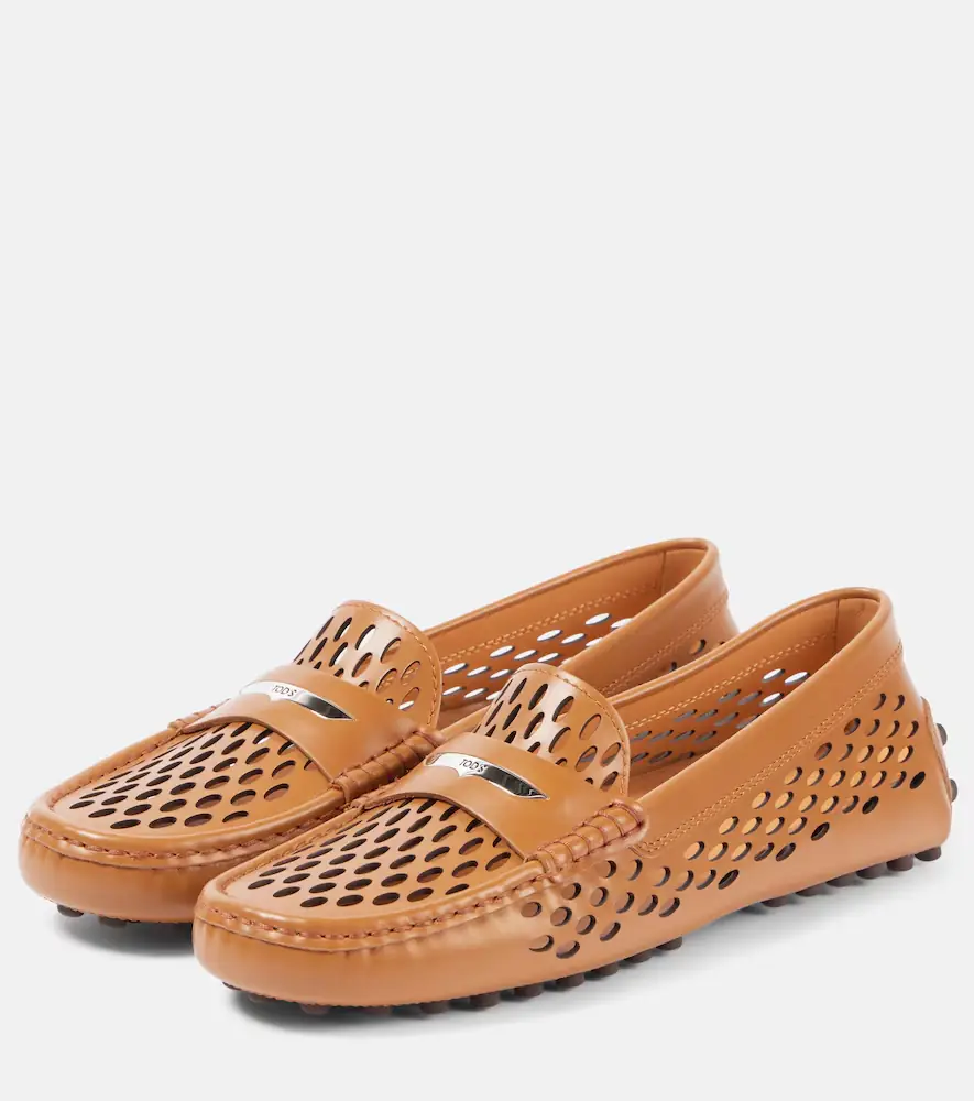 Tod's Gommino perforated leather driving shoes | Thumbnail 2