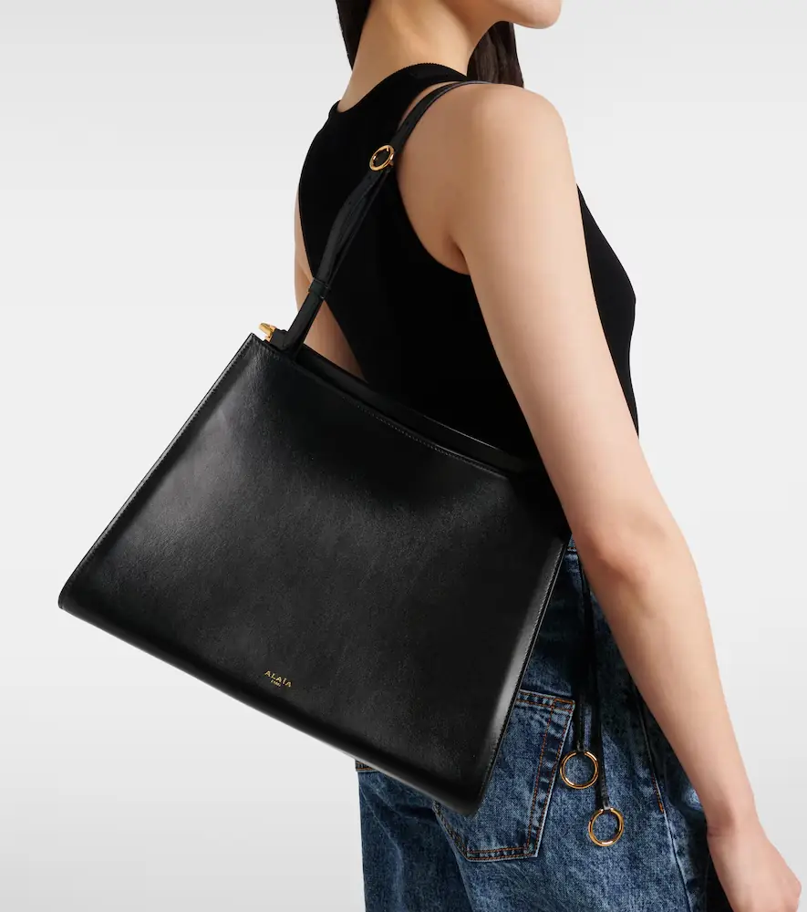 Alaïa Alaïa Curve Medium leather shoulder bag | Thumbnail 5 Alaïa Alaïa Curve Medium leather shoulder bag | Thumbnail 5