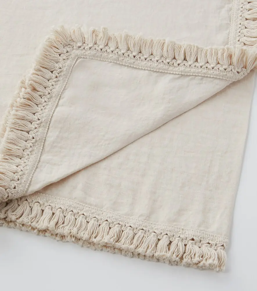 Once Milano Large fringed linen tablecloth | Thumbnail 4