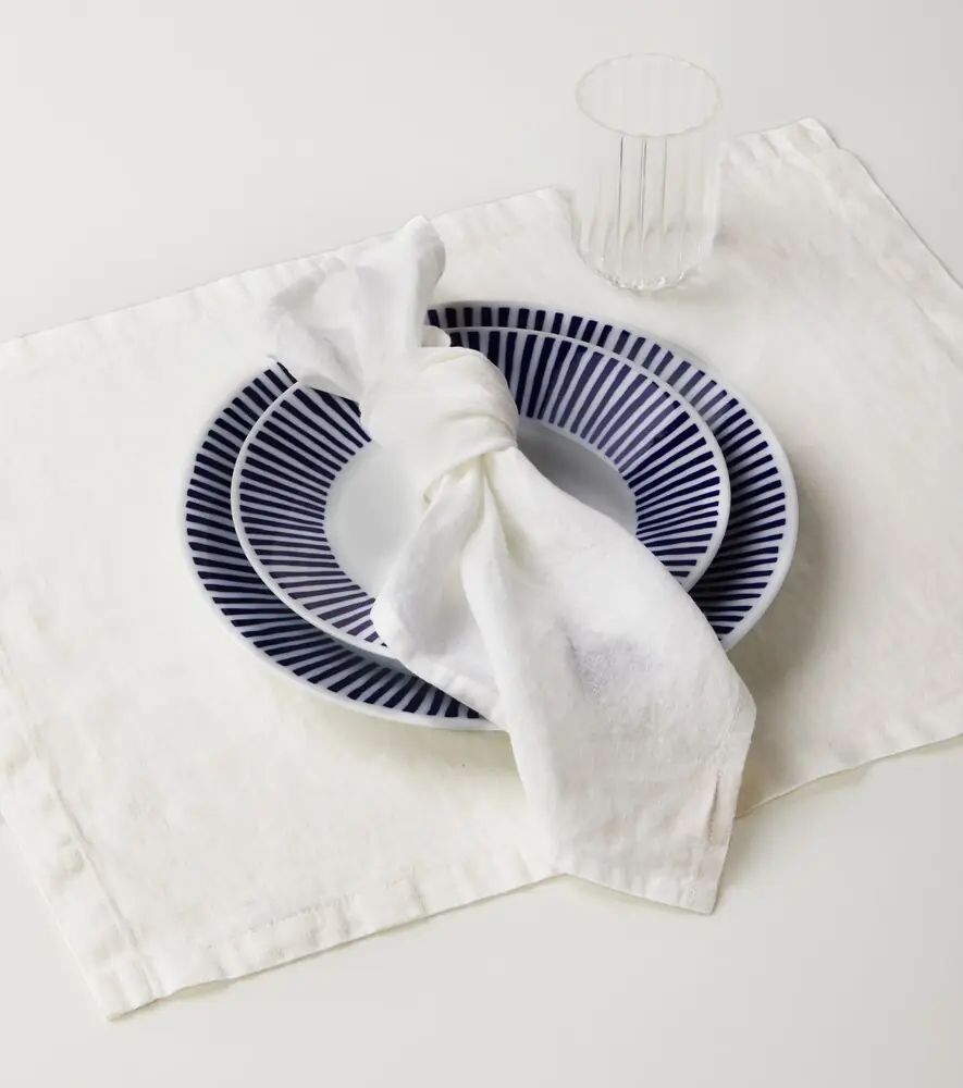 Once Milano Set of 4 linen napkins | Thumbnail 4