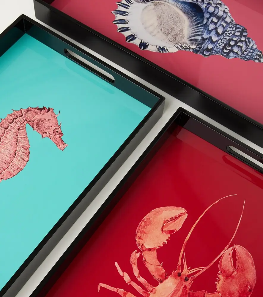 LES OTTOMANS Seahorse lacquered wooden tray | Thumbnail 4
