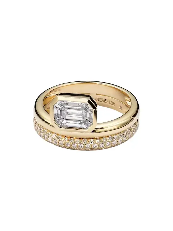 18kt gold ring with diamonds