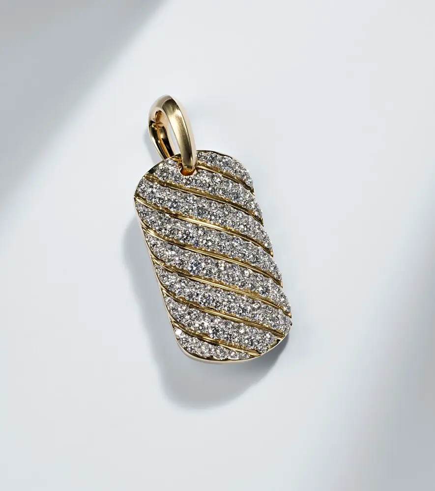David Yurman Sculpted Cable 18kt gold pendant with diamonds | Thumbnail 4 David Yurman Sculpted Cable 18kt gold pendant with diamonds | Thumbnail 4