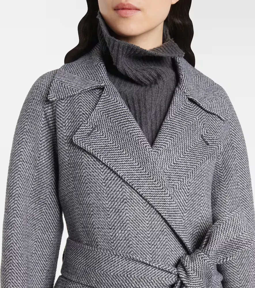 Joseph New Navarre virgin wool coat | Thumbnail 2