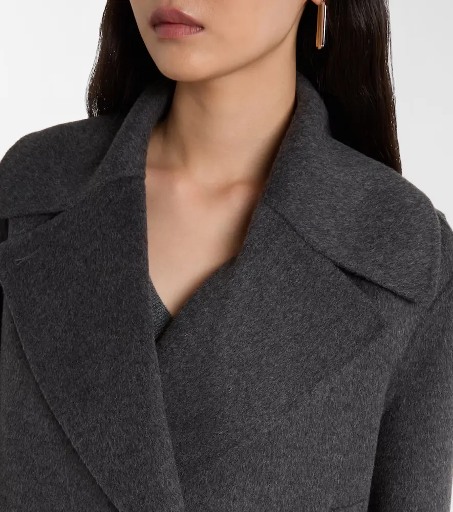 Joseph Cropped wool and cashmere peacoat | Thumbnail 2 Joseph Cropped wool and cashmere peacoat | Thumbnail 2