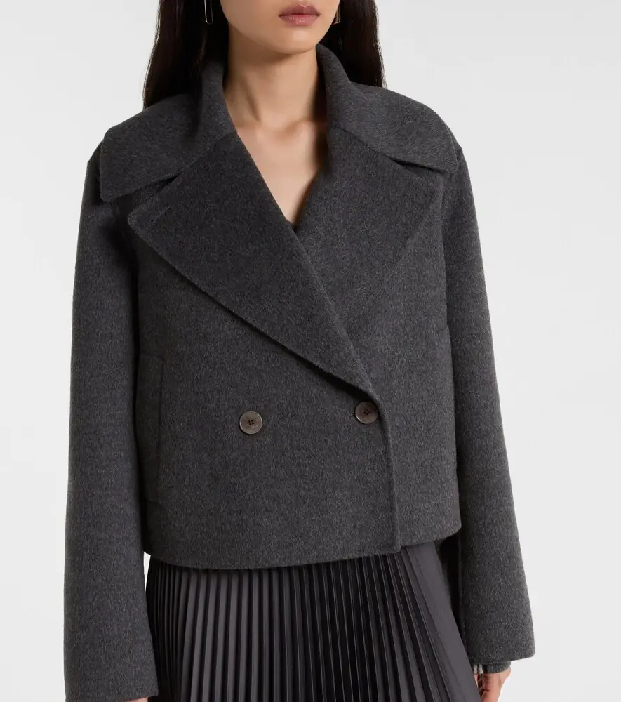 Joseph Cropped wool and cashmere peacoat | Thumbnail 3 Joseph Cropped wool and cashmere peacoat | Thumbnail 3