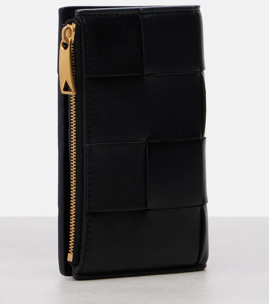 Bottega Veneta Cassette Medium leather bifold wallet | Thumbnail 4 Bottega Veneta Cassette Medium leather bifold wallet | Thumbnail 4