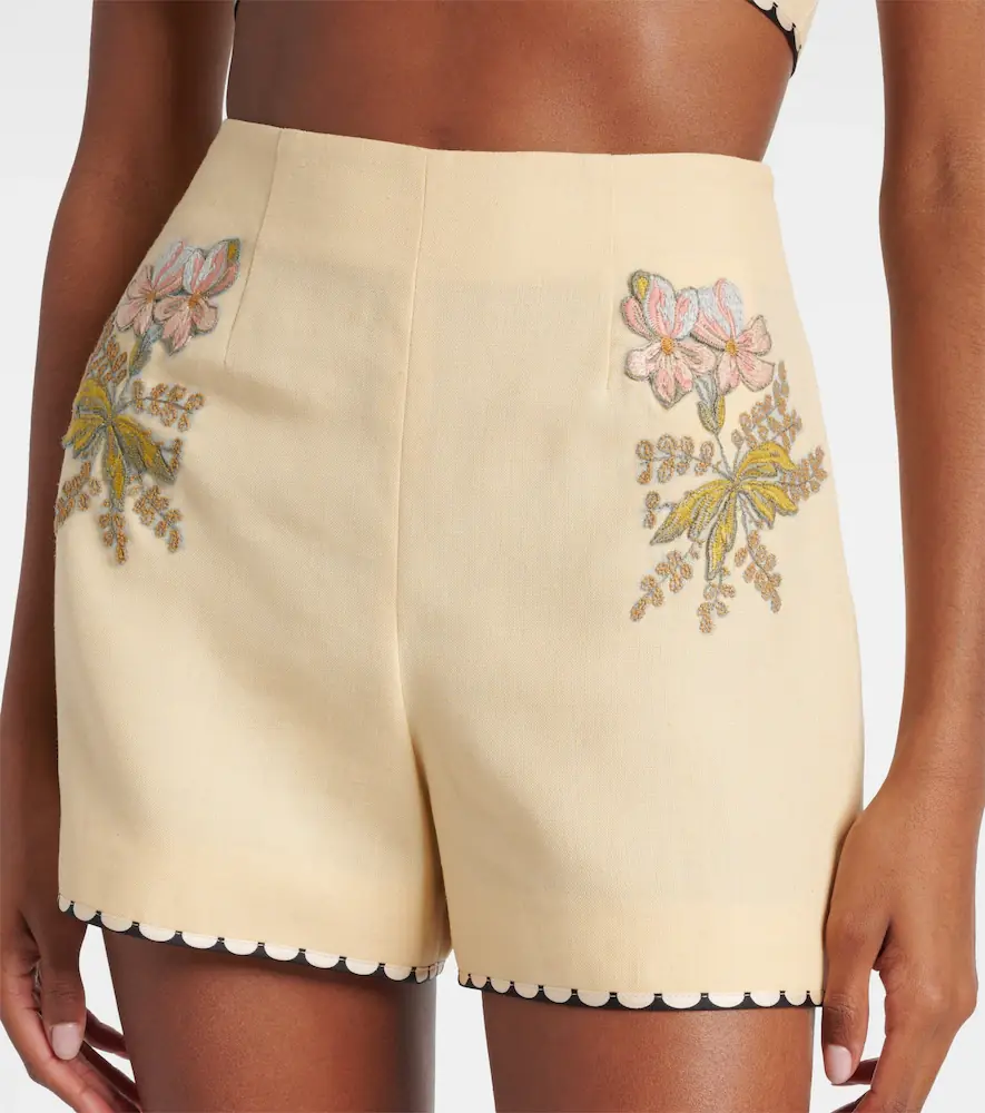 Valentino Garavani Escape floral embroidered shorts | Thumbnail 4