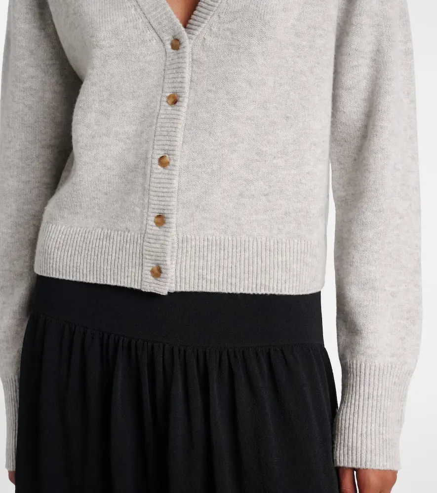 Vince Wool and cashmere cardigan | Thumbnail 4