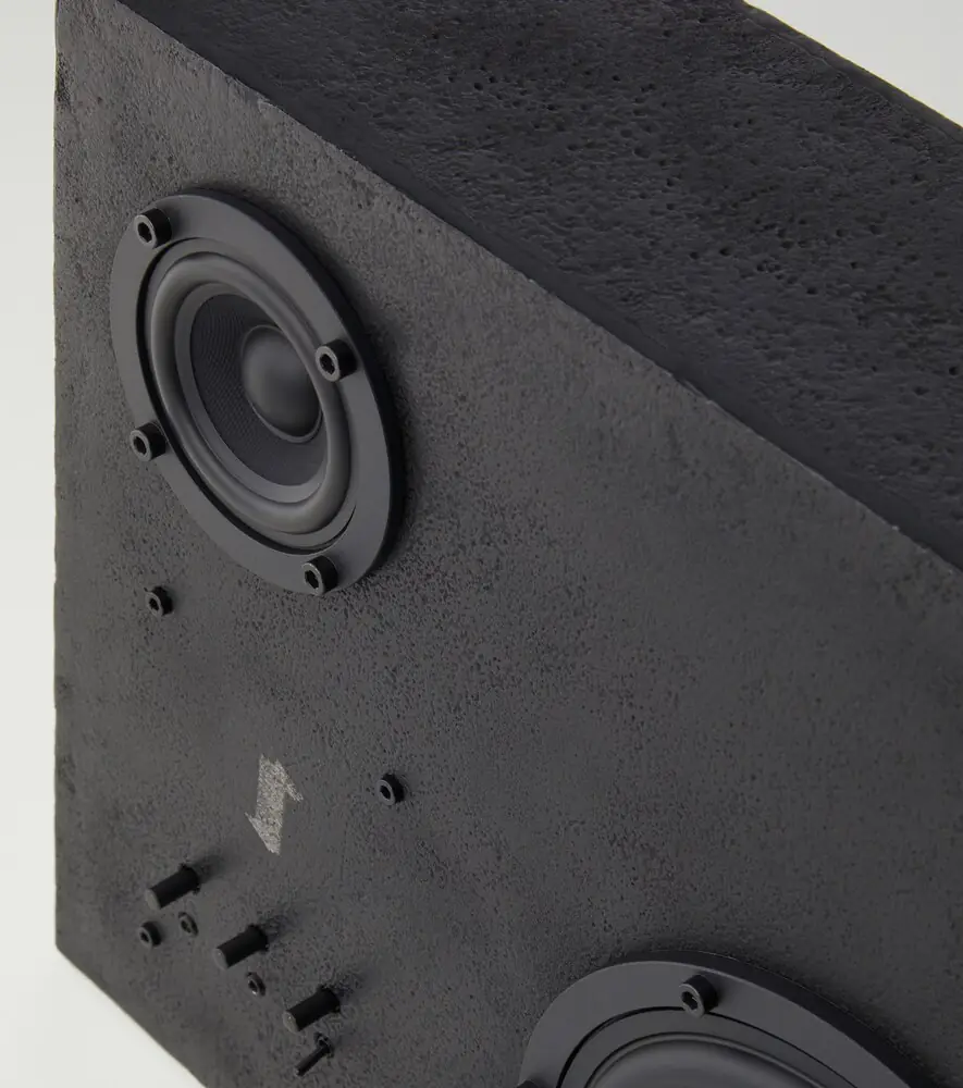 Transparent Steel speaker | Thumbnail 2