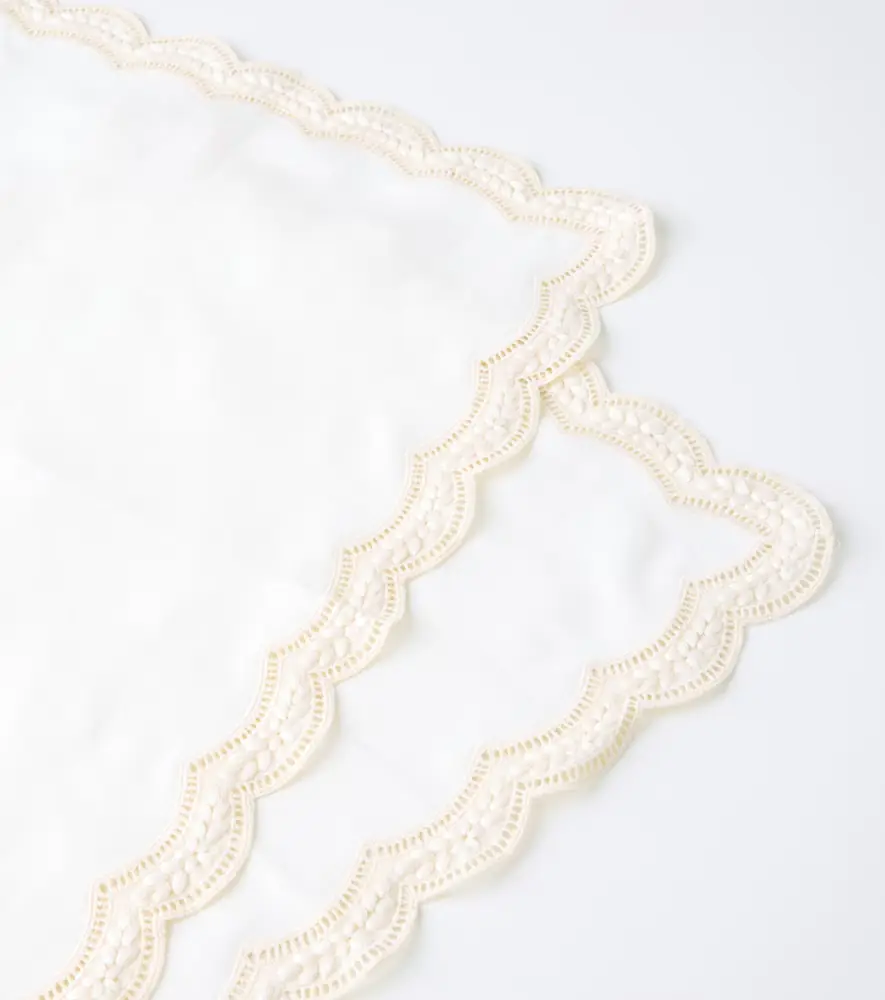 Cabana Emilia set of 2 linen placemats | Thumbnail 3