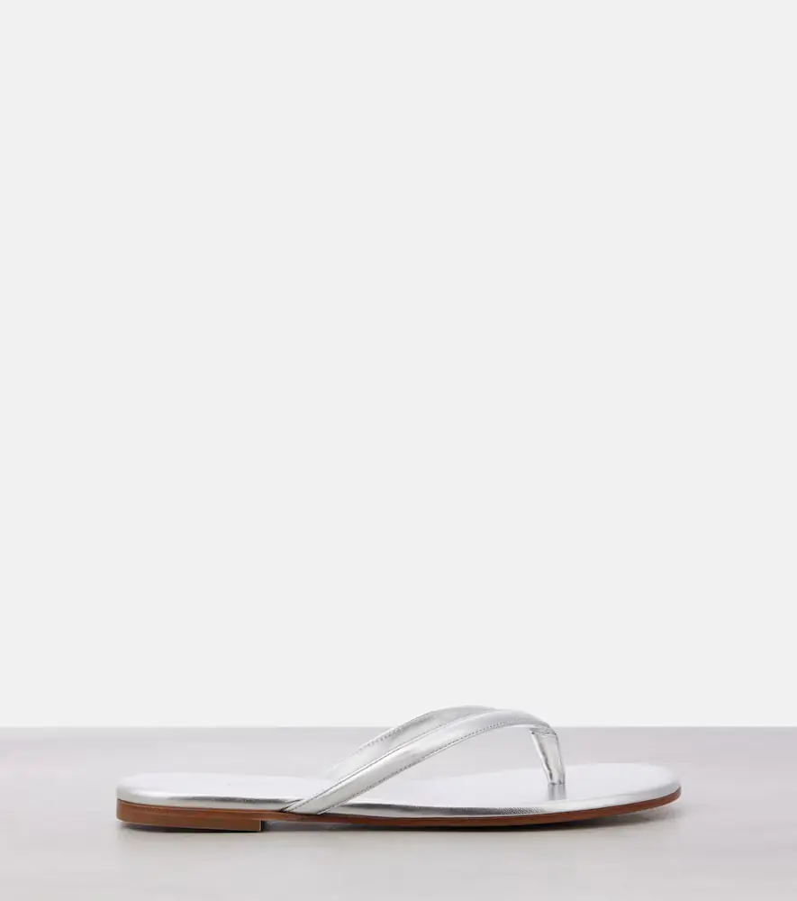Gianvito Rossi Calypso metallic leather thong sandals | Thumbnail 2