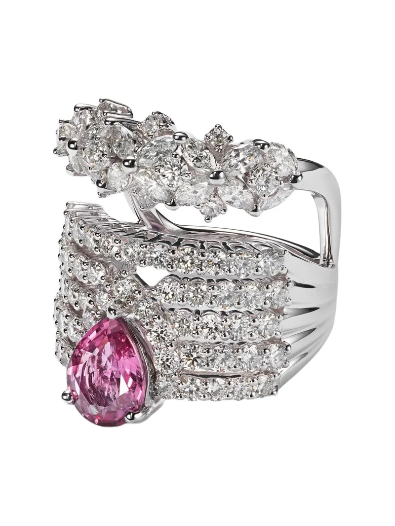Reign Supreme 18kt white gold ring with diamonds and sapphire
