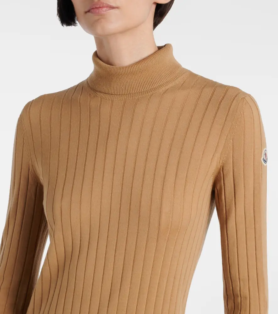 Moncler Wool and cashmere turtleneck sweater | Thumbnail 4