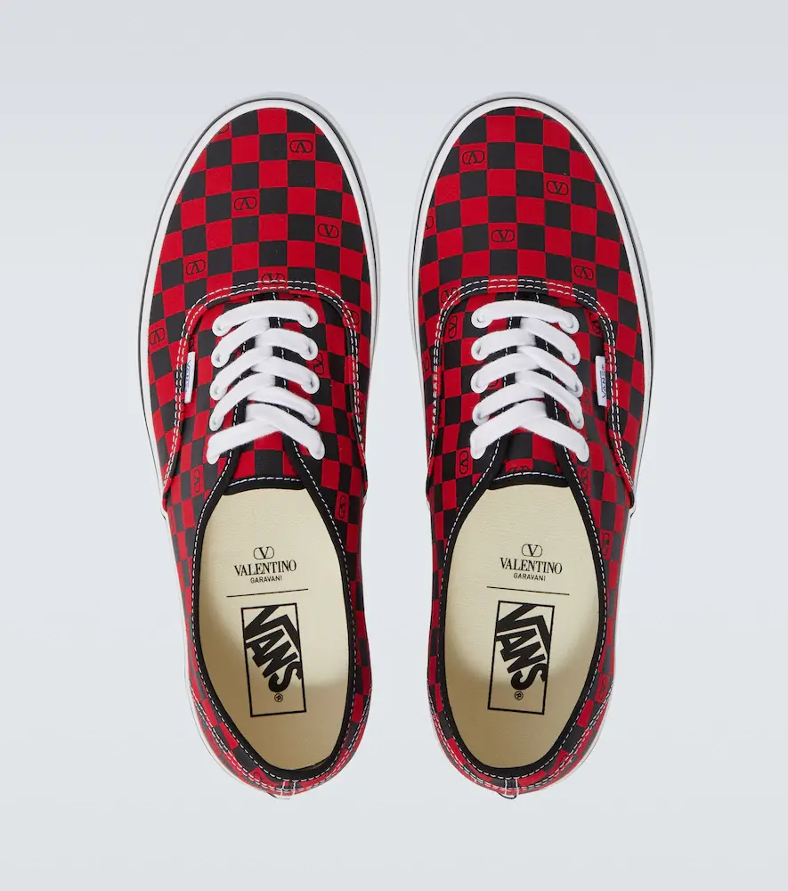Valentino Garavani x Vans VLogo checked sneakers | Thumbnail 2 Valentino Garavani x Vans VLogo checked sneakers | Thumbnail 2