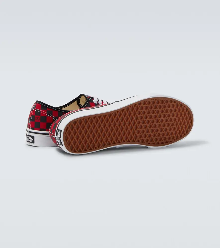 Valentino Garavani x Vans VLogo checked sneakers | Thumbnail 4 Valentino Garavani x Vans VLogo checked sneakers | Thumbnail 4