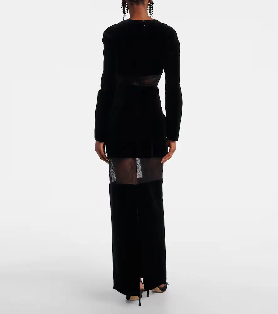 Nina Ricci Velvet and lace gown | Thumbnail 4