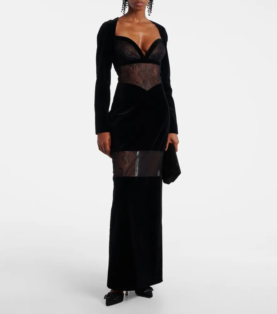 Nina Ricci Velvet and lace gown | Thumbnail 5