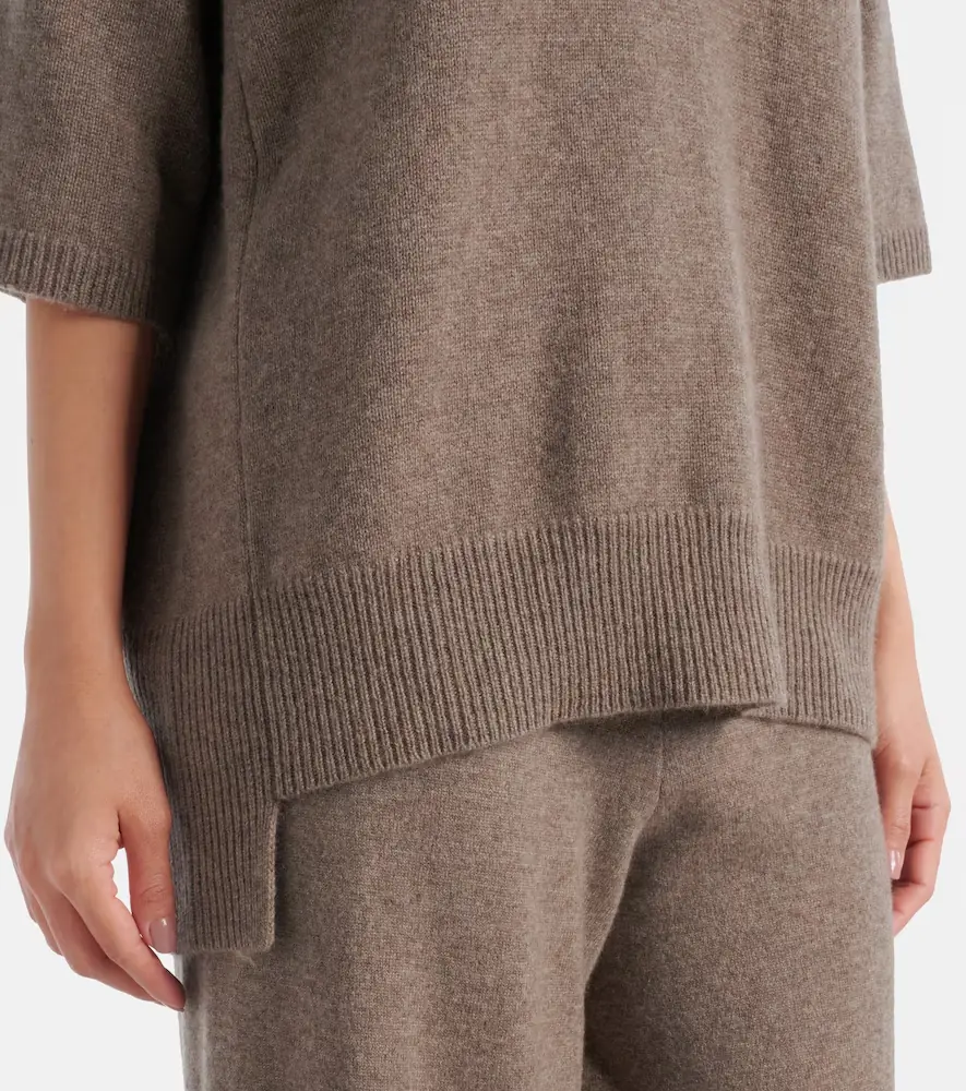 Lisa Yang Mila oversized cashmere sweater | Thumbnail 2 Lisa Yang Mila oversized cashmere sweater | Thumbnail 2