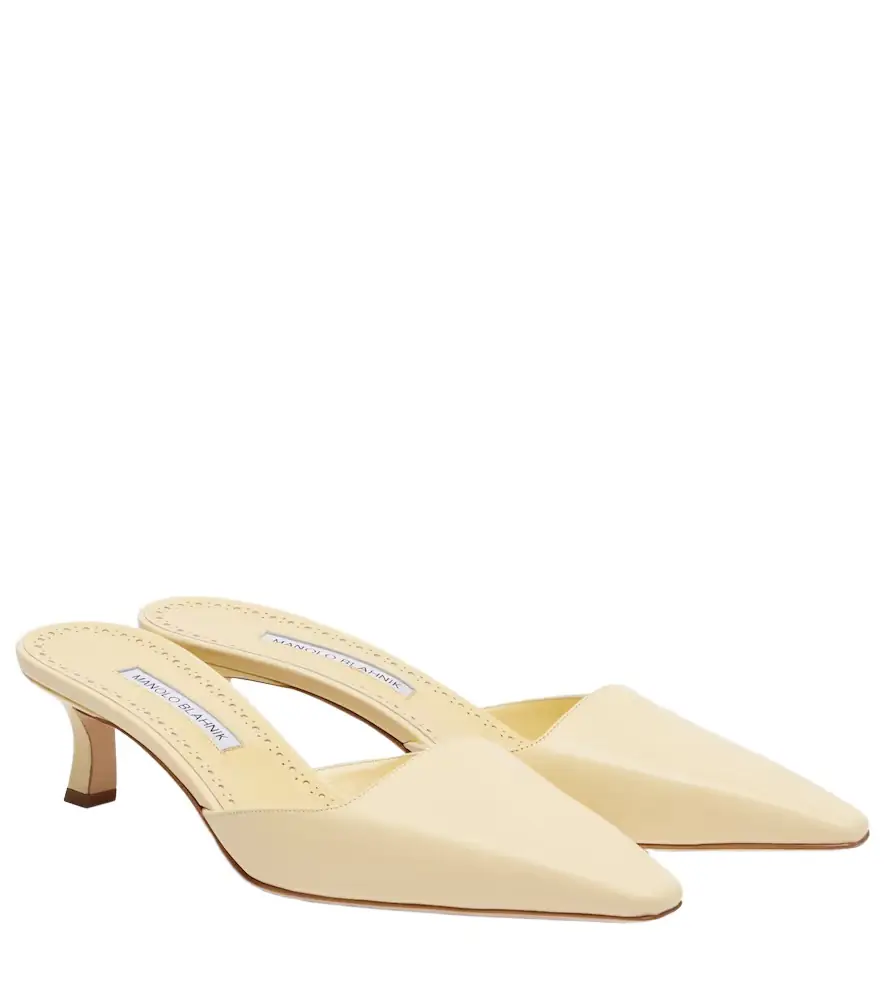 Manolo Blahnik Moiramu leather mules