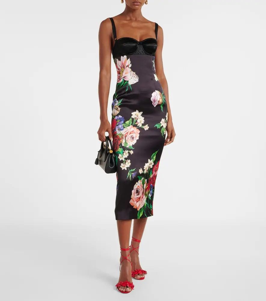 Manolo Blahnik Anista floral-appliqué leather sandals | Thumbnail 5