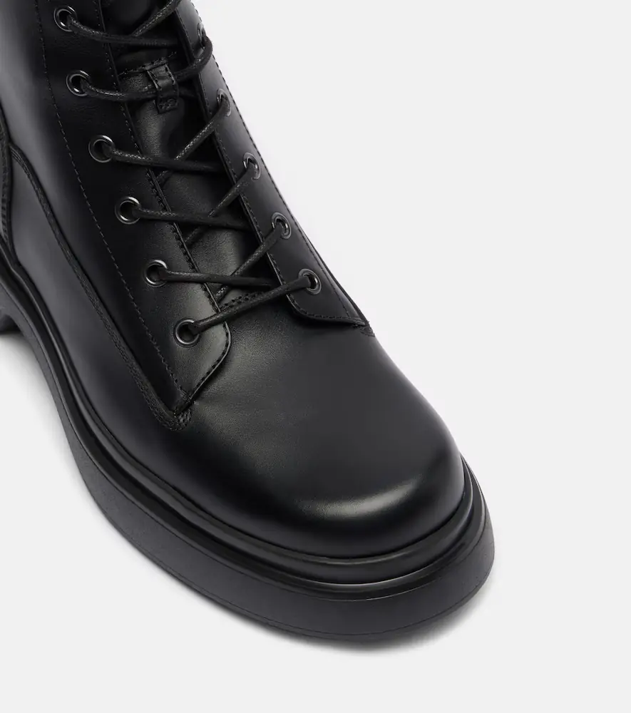 Tod's Leather combat boots | Thumbnail 2