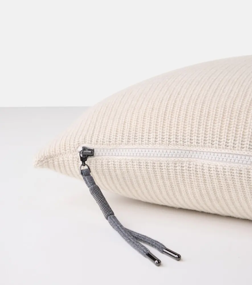 Brunello Cucinelli Ribbed-knit cashmere cushion | Thumbnail 3 Brunello Cucinelli Ribbed-knit cashmere cushion | Thumbnail 3