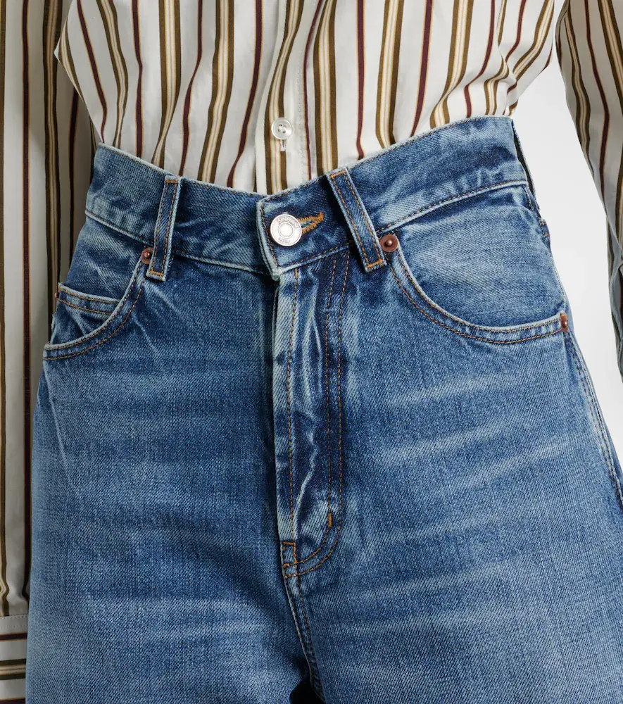 Saint Laurent V-Waist wide-leg jeans | Thumbnail 2