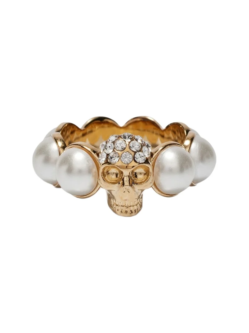 Skull embellished ring