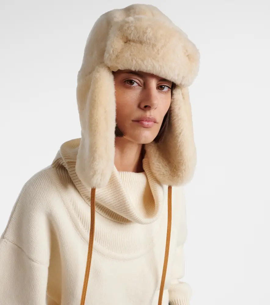Jacquemus Chapka leather-trimmed shearling hat | Thumbnail 4