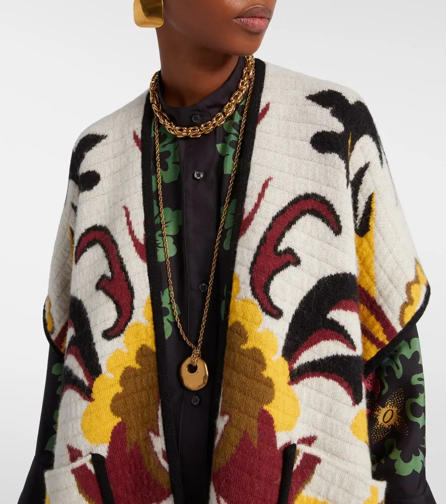 La DoubleJ In My Power patterned cape | Thumbnail 4 La DoubleJ In My Power patterned cape | Thumbnail 4