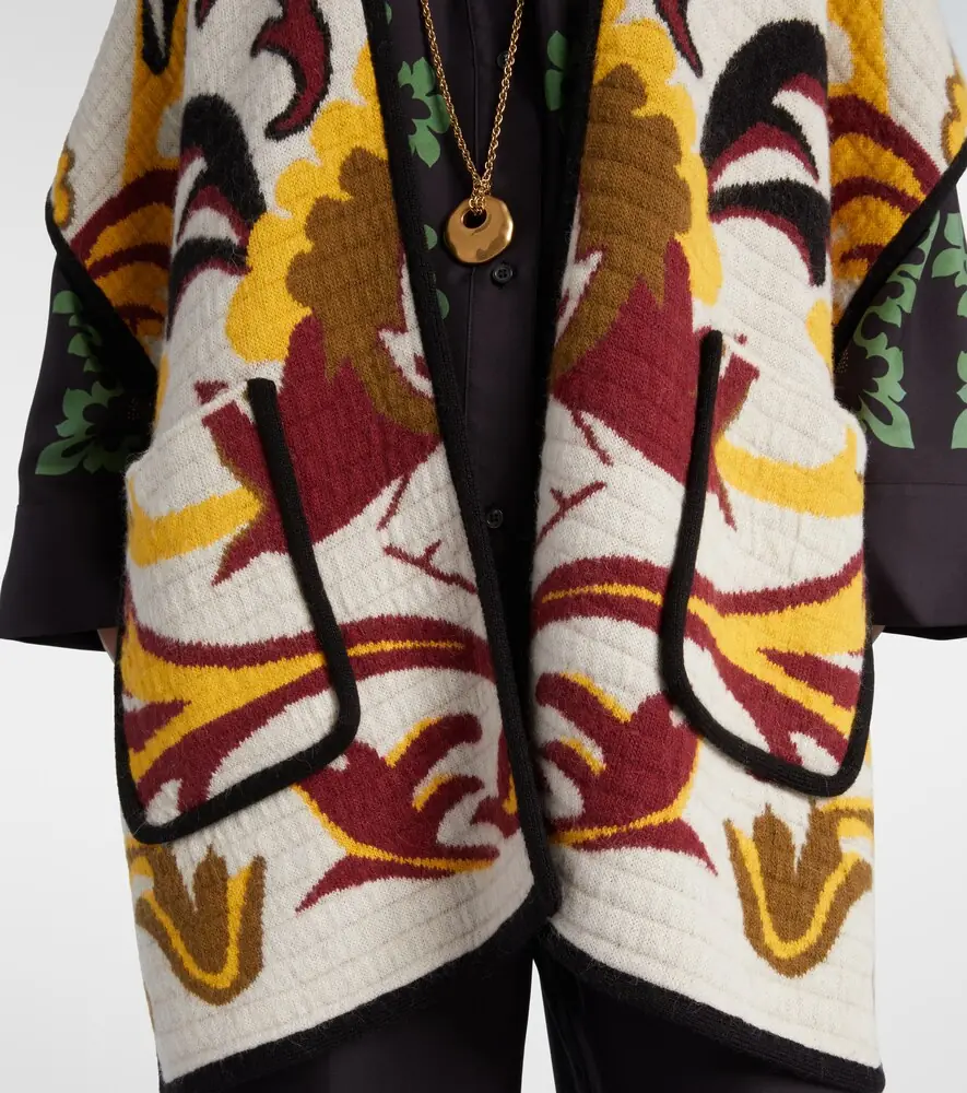 La DoubleJ In My Power patterned cape | Thumbnail 5 La DoubleJ In My Power patterned cape | Thumbnail 5