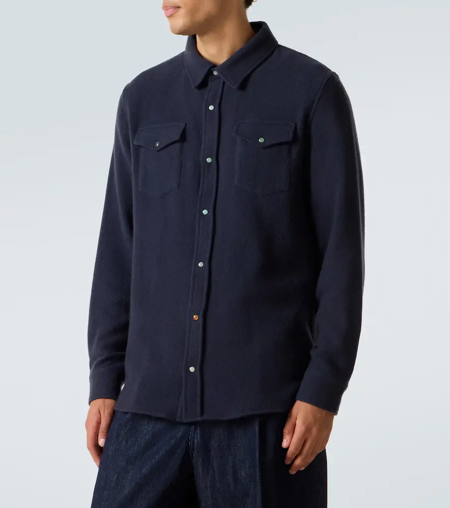 God’s True Cashmere Cashmere shirt with emerald | Thumbnail 2 God’s True Cashmere Cashmere shirt with emerald | Thumbnail 2