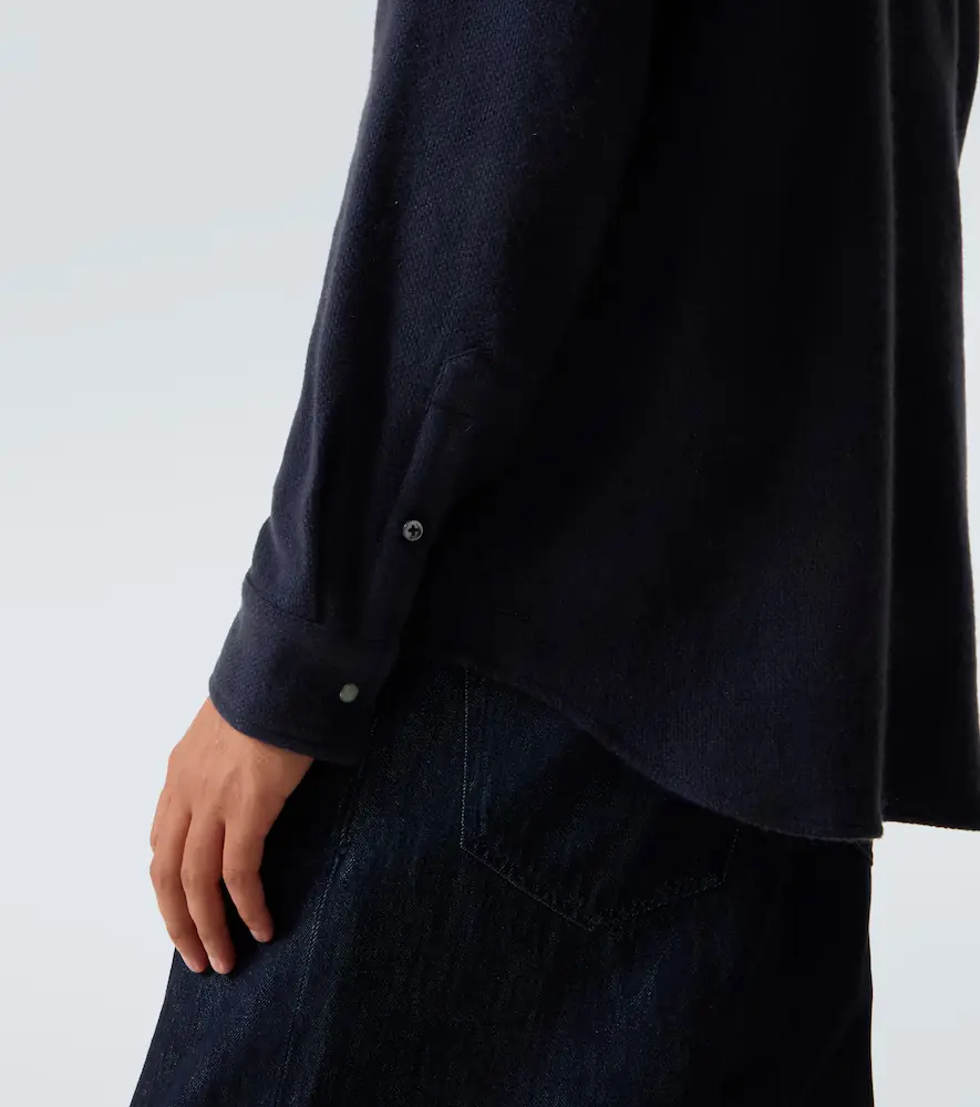 God’s True Cashmere Cashmere shirt with emerald | Thumbnail 5 God’s True Cashmere Cashmere shirt with emerald | Thumbnail 5