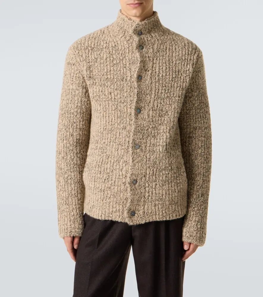 God’s True Cashmere Cashmere bouclé cardigan with labradorite | Thumbnail 6 God’s True Cashmere Cashmere bouclé cardigan with labradorite | Thumbnail 6