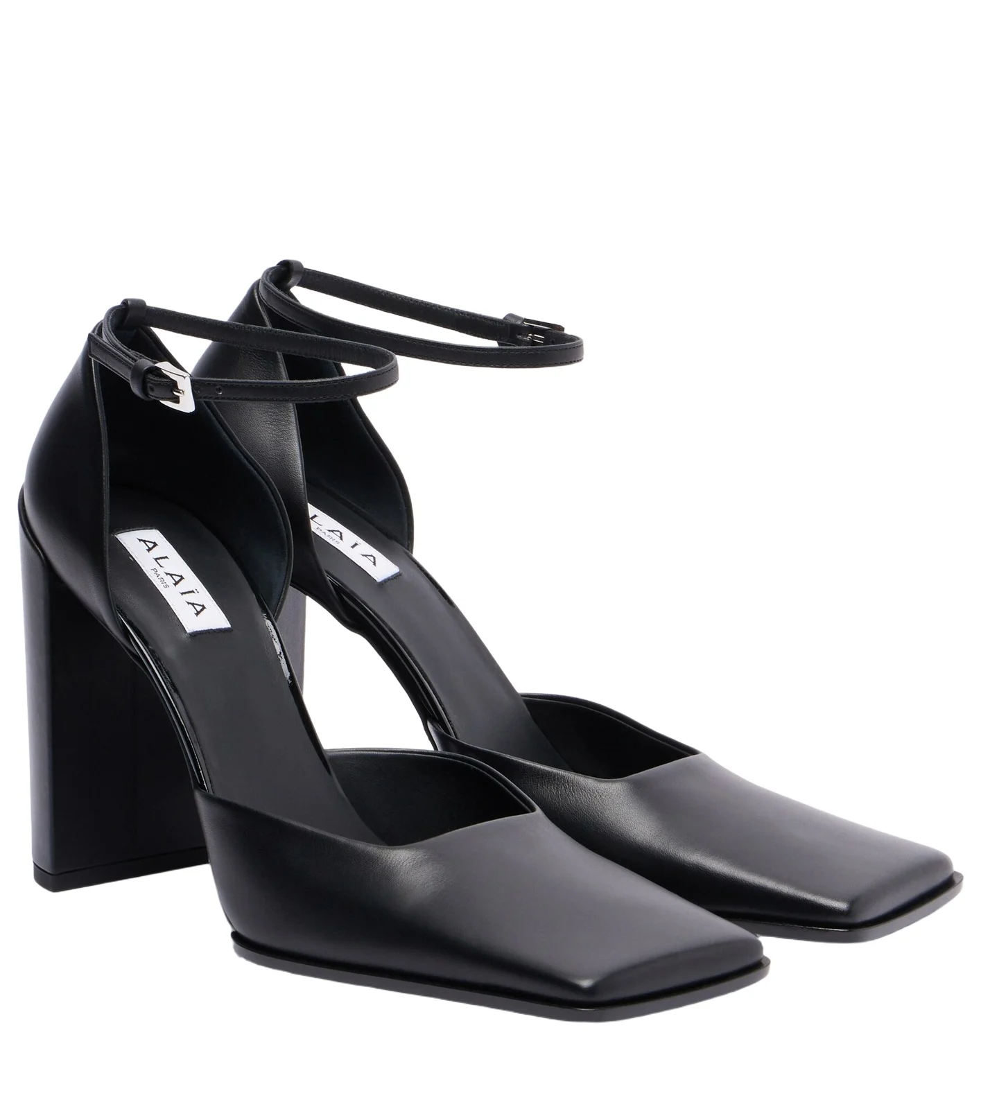 Leather pumps