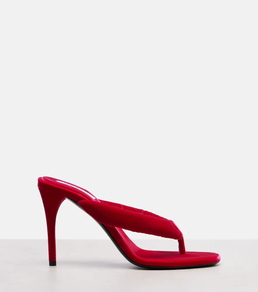 Alaïa Alaïa Velvet thong sandals | Thumbnail 2 Alaïa Alaïa Velvet thong sandals | Thumbnail 2