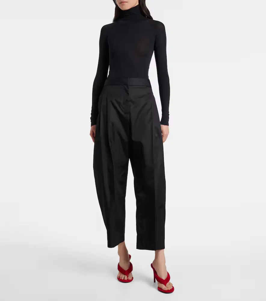 Alaïa Alaïa Velvet thong sandals | Thumbnail 5 Alaïa Alaïa Velvet thong sandals | Thumbnail 5