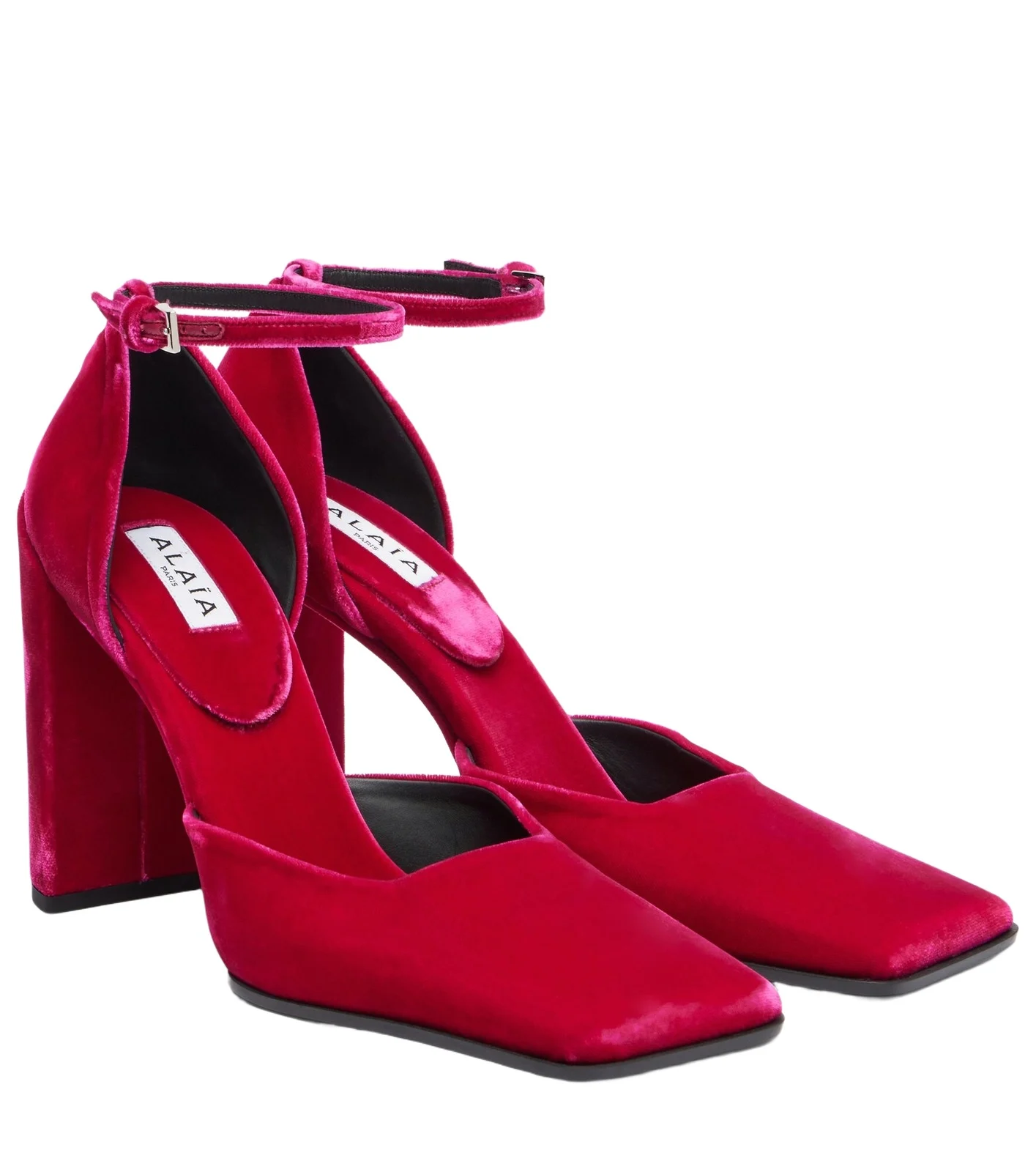 Velvet pumps