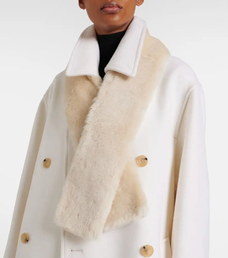 TOTEME Shearling scarf | Thumbnail 4