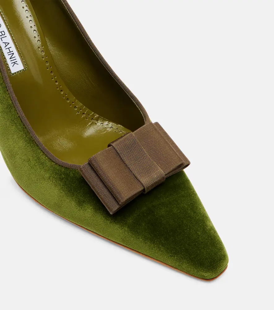 Manolo Blahnik Readorhi bow-detail velvet pumps | Thumbnail 4