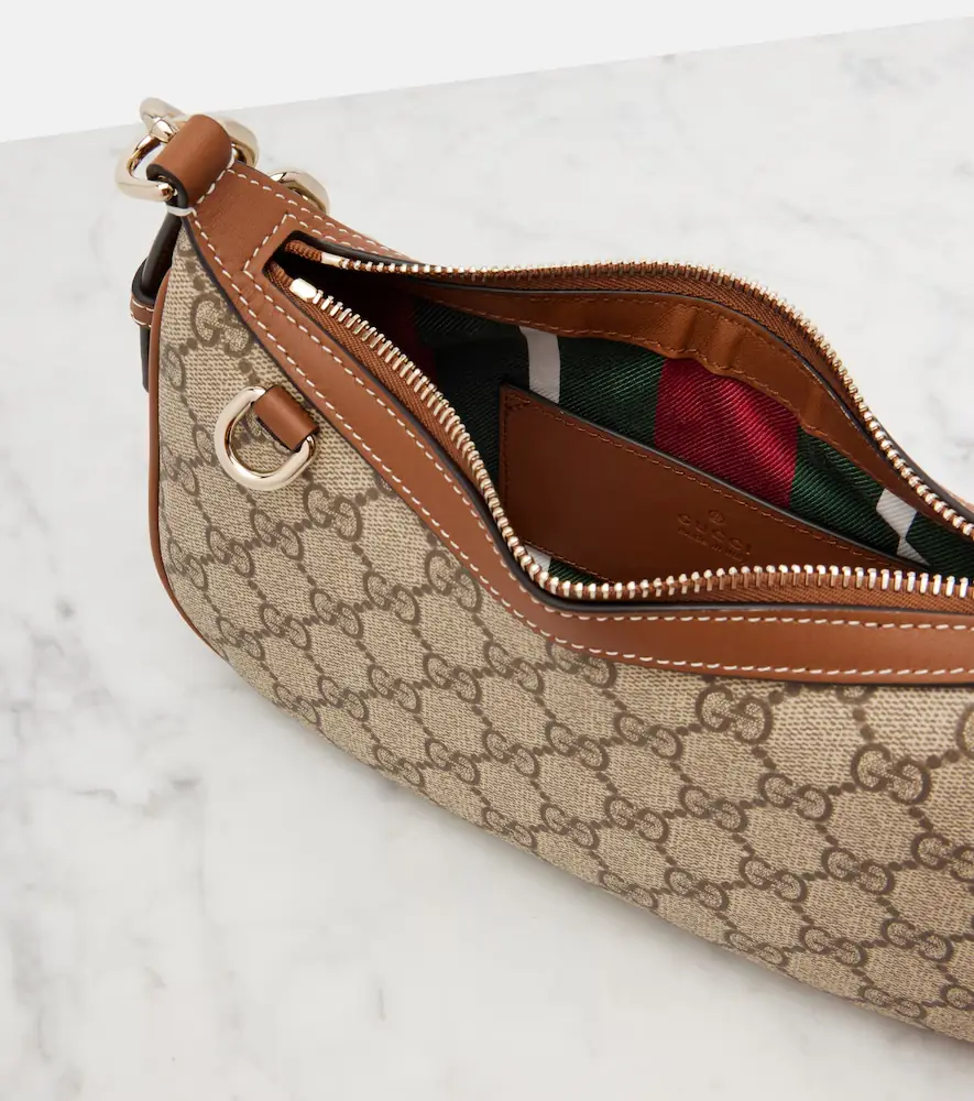 Gucci GG Emblem Small canvas shoulder bag | Thumbnail 3