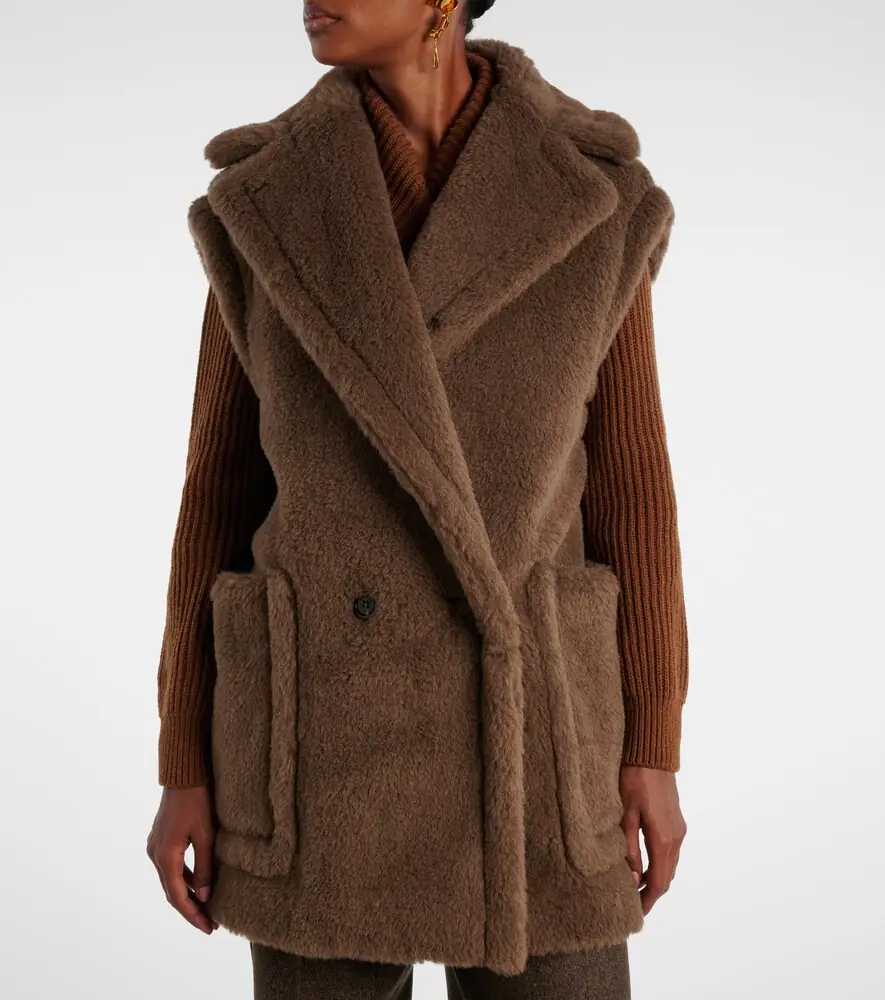 Max Mara Alpaca, wool, and silk Teddy vest | Thumbnail 4 Max Mara Alpaca, wool, and silk Teddy vest | Thumbnail 4