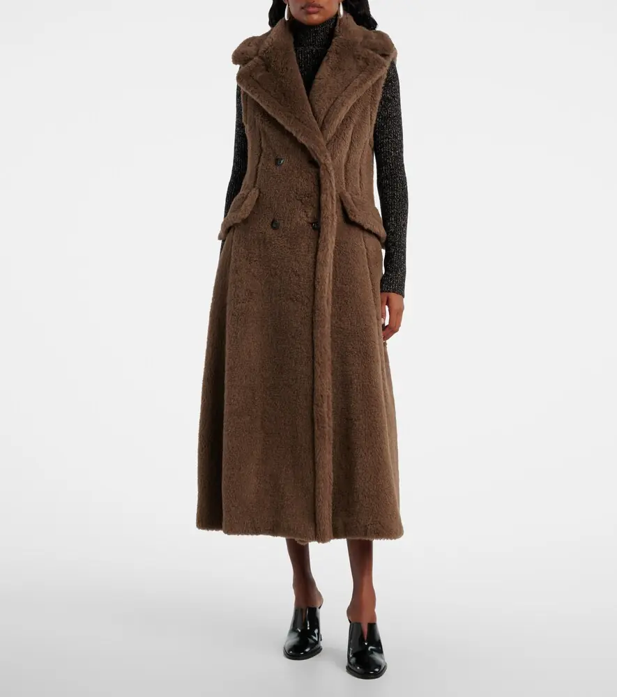 Max Mara Alpaca, wool, and silk Teddy coat | Thumbnail 4 Max Mara Alpaca, wool, and silk Teddy coat | Thumbnail 4
