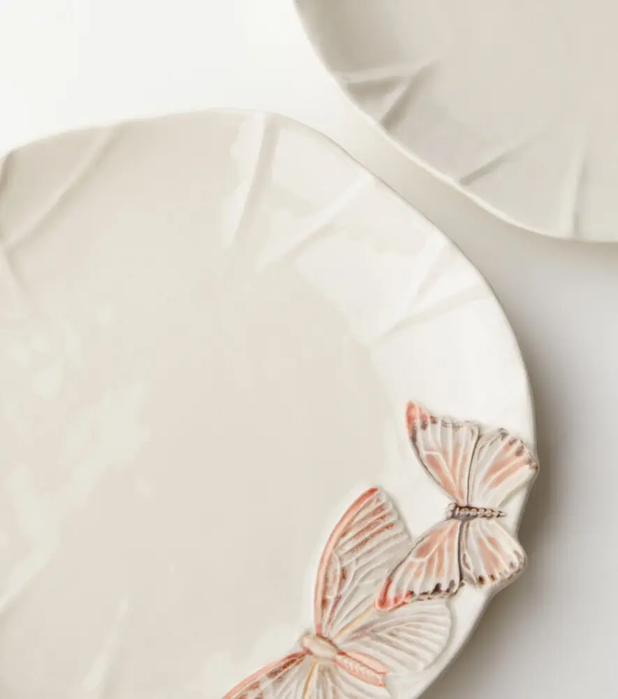 Bordallo Pinheiro Set of 4 ceramic dinner plates by Claudia Schiffer | Thumbnail 2