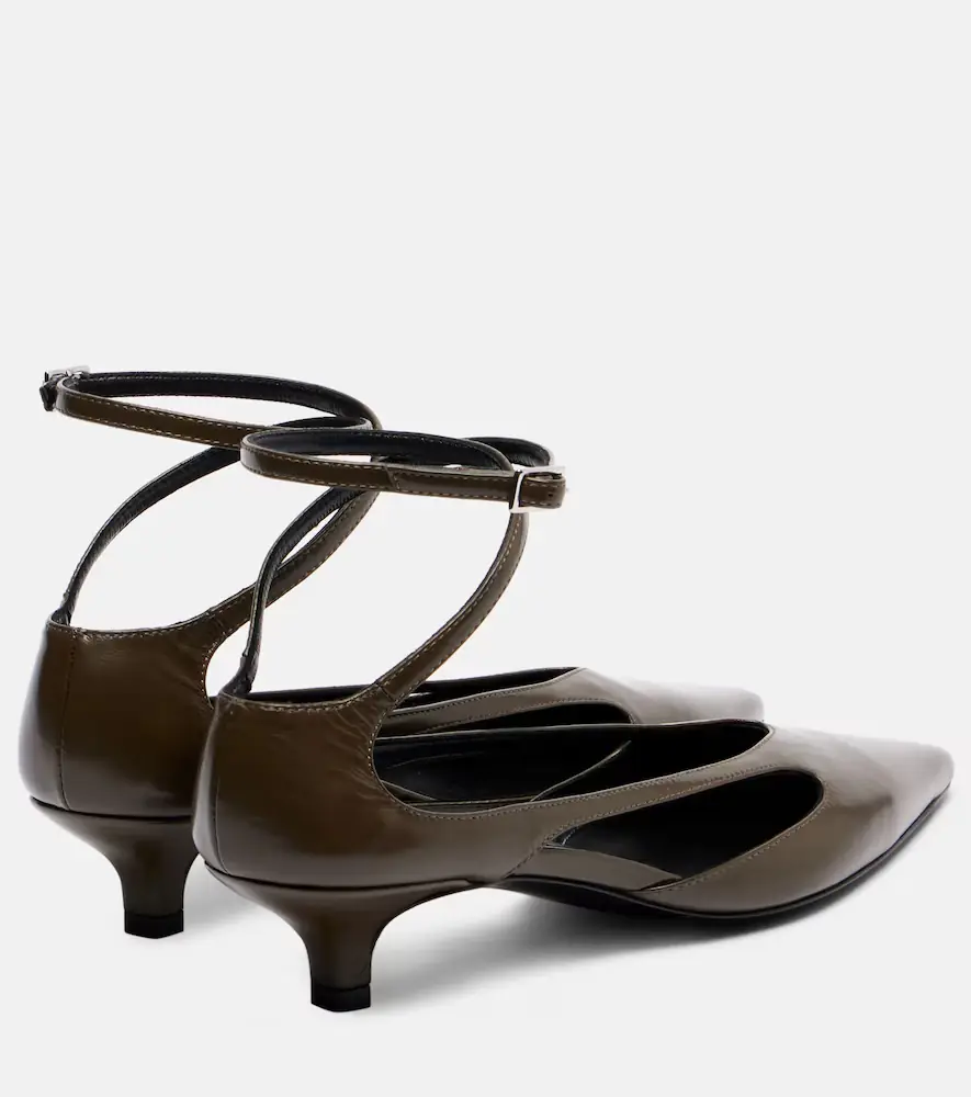 TOTEME Cutout leather pumps | Thumbnail 3